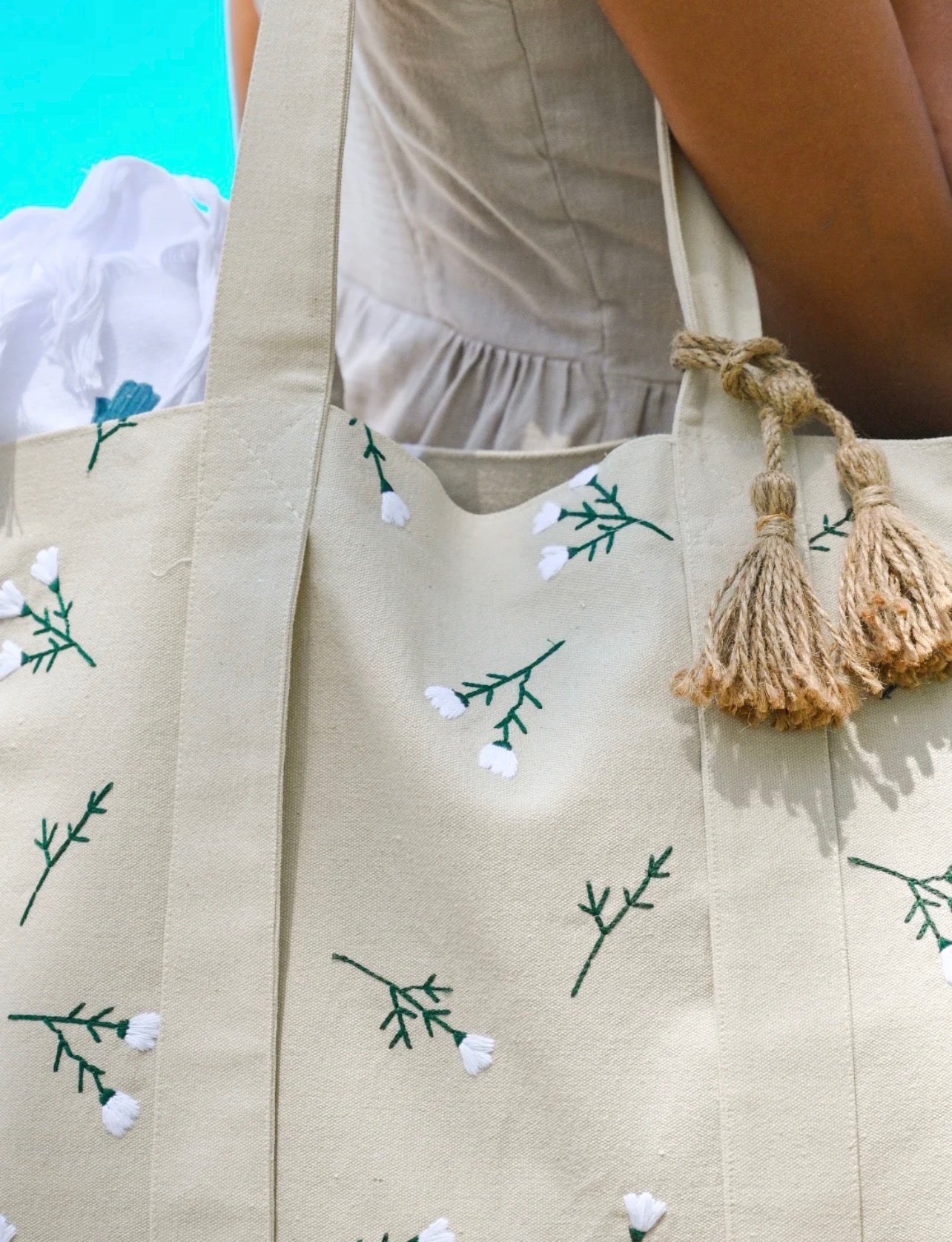 White Flower Beach Bag